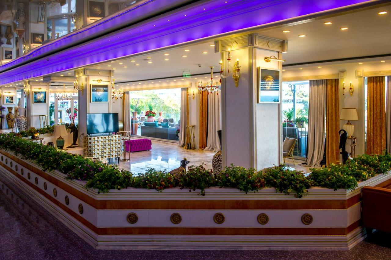 Hotel Phoenicia Blue View