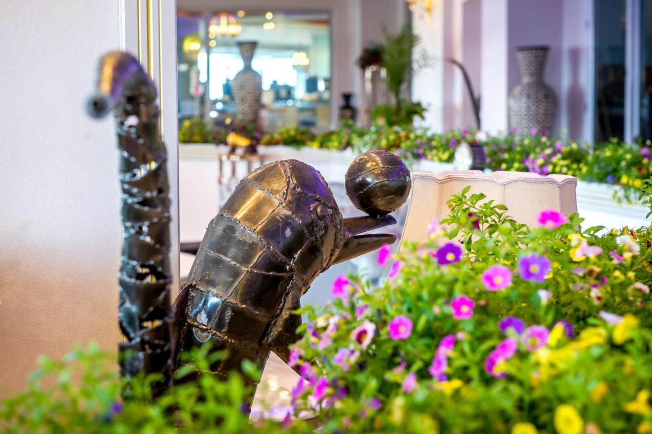 Phoenicia Blue View Hotel