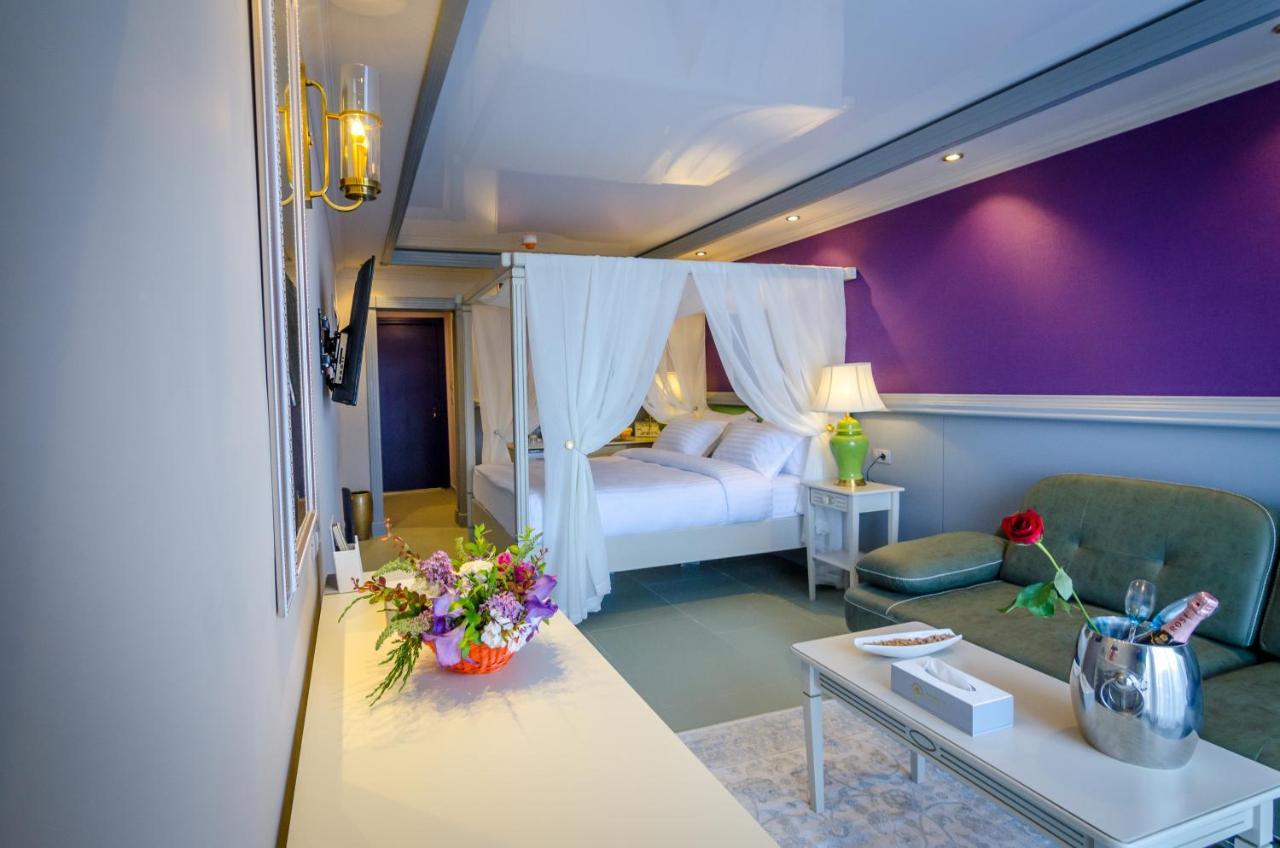 Phoenicia Blue View 4*