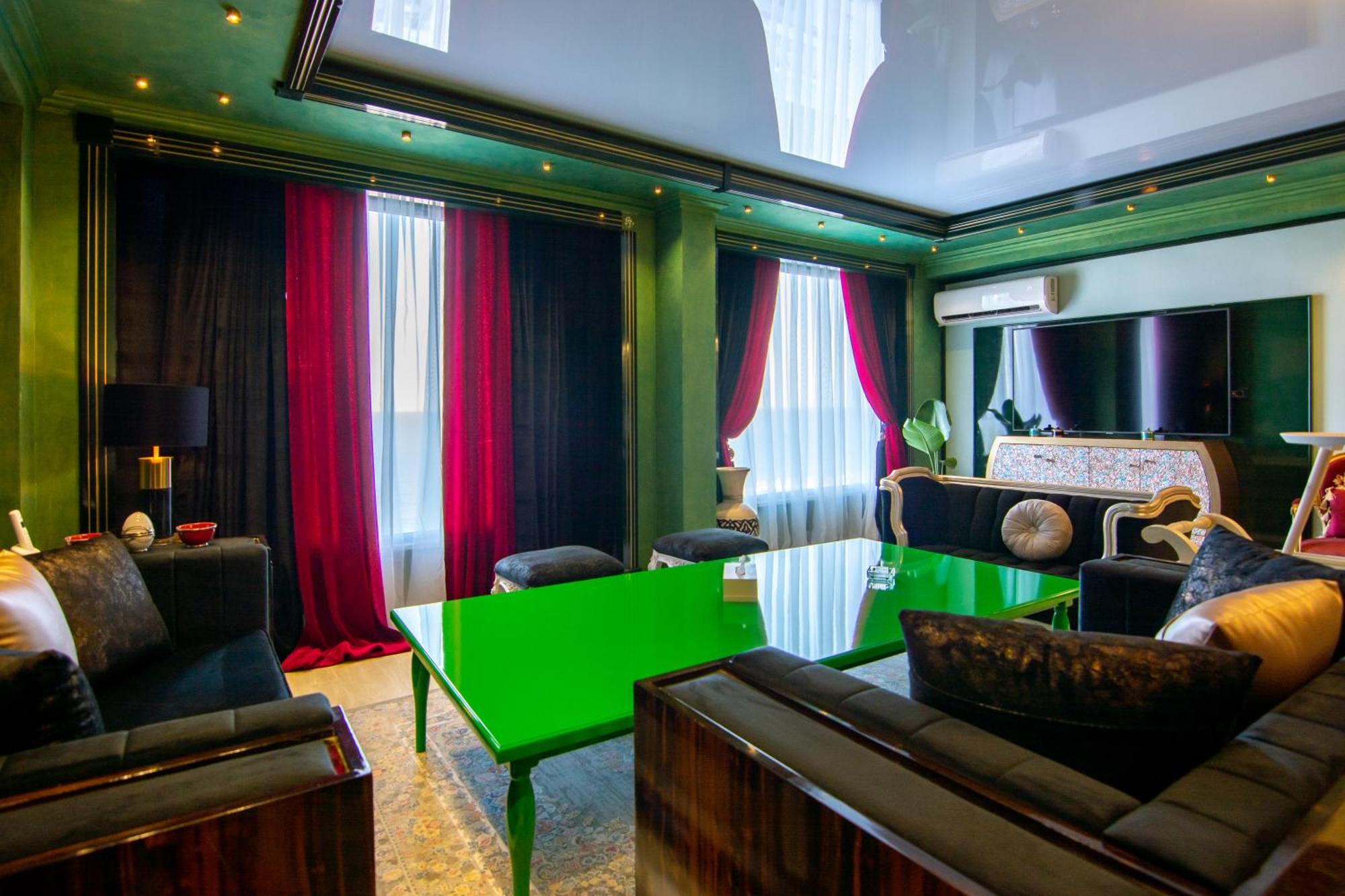 Hotel Phoenicia Blue View