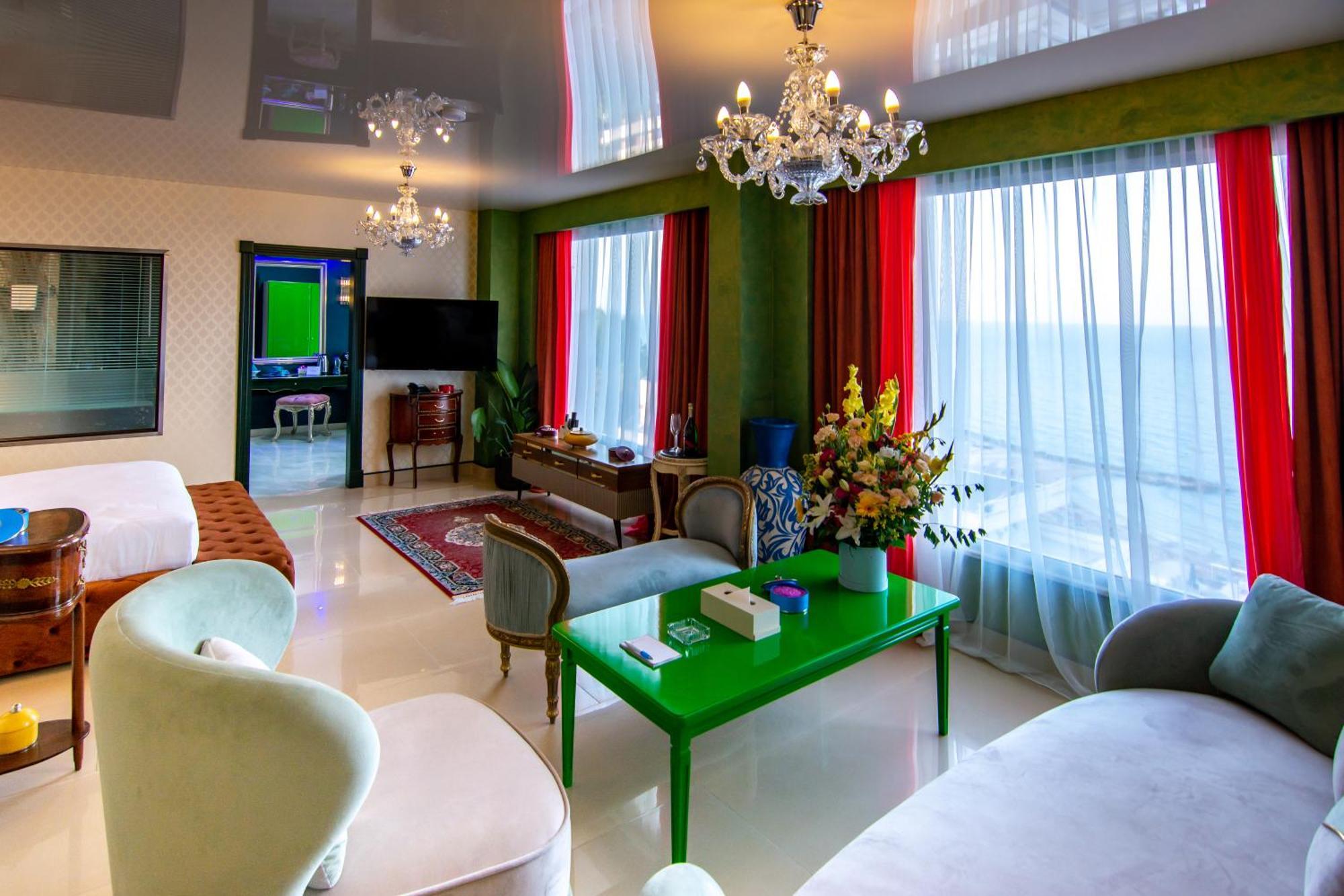 Phoenicia Blue View Hotel 4*